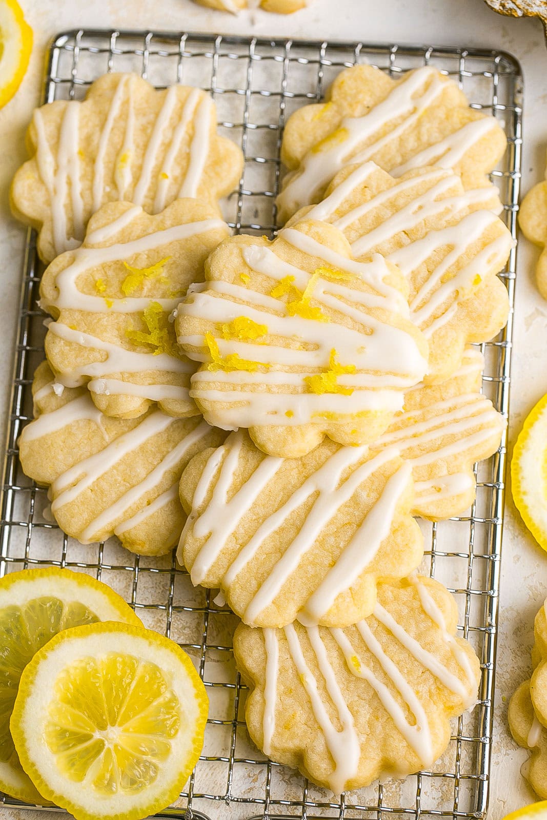 Easy 5-Ingredient Lemon Shortbread: Buttery & Tangy Perfection